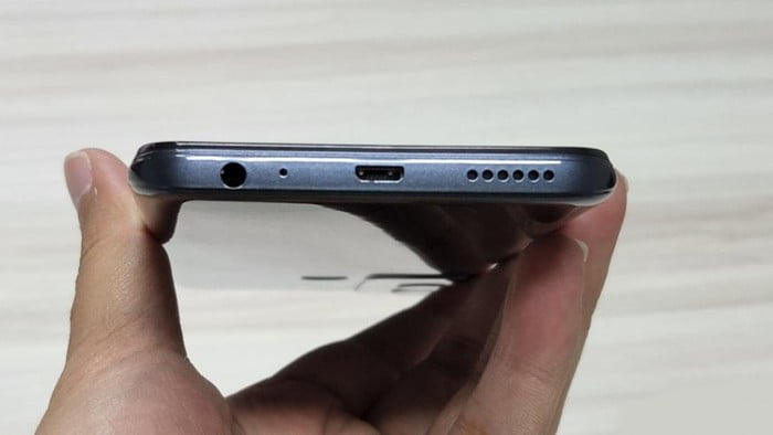 Infinix Hot 12i