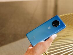 15 HP OnePlus Terbaru Beserta Speknya